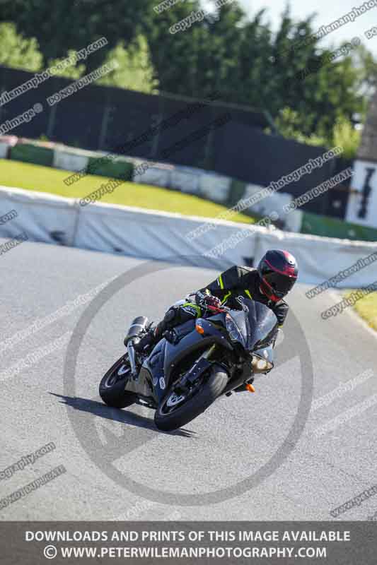 enduro digital images;event digital images;eventdigitalimages;mallory park;mallory park photographs;mallory park trackday;mallory park trackday photographs;no limits trackdays;peter wileman photography;racing digital images;trackday digital images;trackday photos